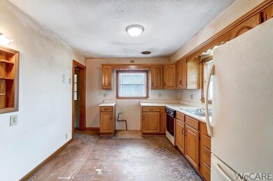 2420 E 4th St, Lima, OH 45804 - photo 7