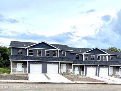 422 Oak St, Taylor, PA 18517 - photo 6