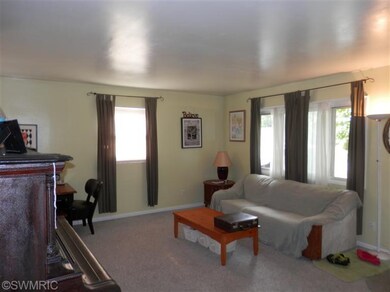 1004 N Ohio Ct, Sturgis, MI 49091 - photo 4