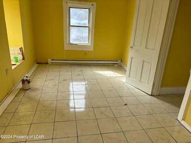 140 E. SUN  PIC 3RD FL.