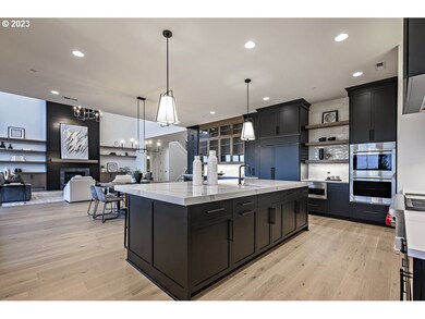 18027 Eastridge Ln, Lake Oswego, OR 97034 - photo 7