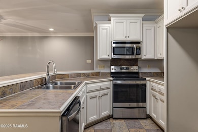 9-web-or-mls-404 Deer Meadow Blvd-9