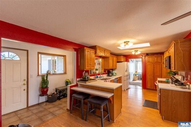 1028 W Lauridsen Blvd, Port Angeles, WA 98363 - photo 4