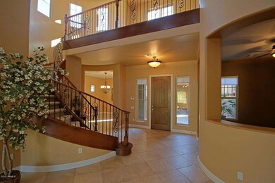 12-Foyer