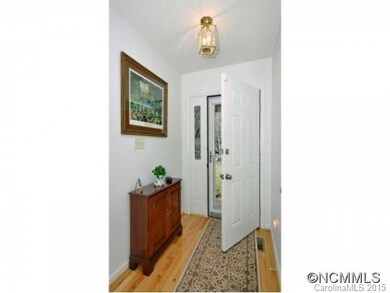 5 Creekside Ct, Asheville, NC 28803 - photo 3