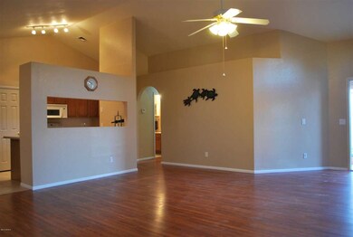 GREAT ROOM TO KITCHEN