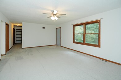 10058 W L Ave-104