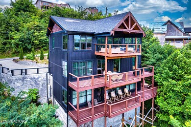 887 Sourwood Dr, Gatlinburg, TN 37738 - photo 2