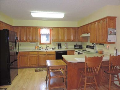 2 Swindon Ln, Bella Vista, AR 72715 - photo 2