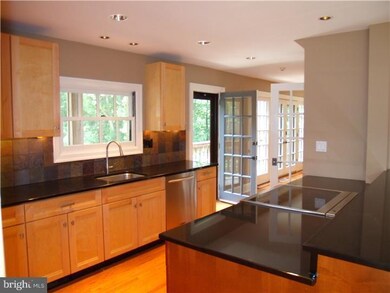 392 Marple Rd, Broomall, PA 19008 - photo 5