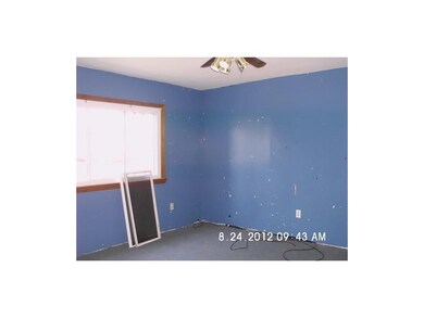 769 Ohio Ave, Midland, PA 15059 - photo 5