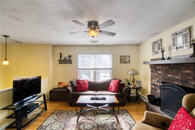 18 Apple Valley Pkwy, Greenville, RI 02828 - photo 7