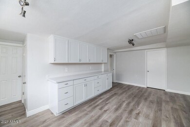 2315 N 27th St, Phoenix, AZ 85008 - photo 7