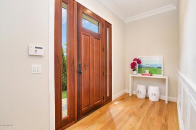 8 N Sound Beach Ave unit 2, Riverside, CT 06878 - photo 2