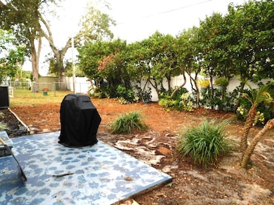 1001 Starkey Rd unit 432, Largo, FL 33771 - photo 2