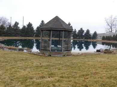 9576 Wells Rd, Plain City, OH 43064 - photo 2