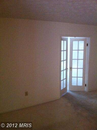 13242 Whiteholm Dr, Upper Marlboro, MD 20774 - photo 4