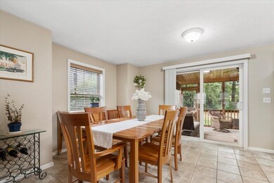 2 Acorn Dr, Londonderry, NH 03053 - photo 7