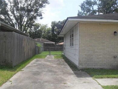 2713 Jimmy Dean Dr, Marrero, LA 70072 - photo 2