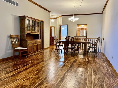 3347 SW Mcclure Ct, Topeka, KS 66614 - photo 5