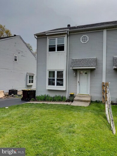 805 Clearfield Ave, Schwenksville, PA 19473 - photo 4