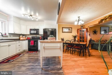 23368 Black Oak Ct, California, MD 20619 - photo 3