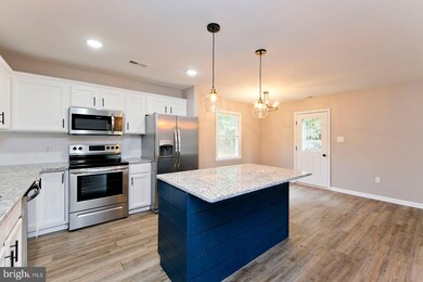 1433 Williams Cir, Winchester, VA 22603 - photo 4