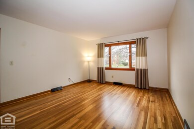 1314 Cranwood Square North-1