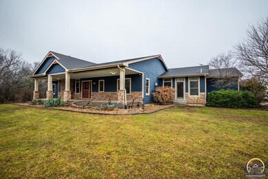 1805 SE 85th St, Wakarusa, KS 66546 - photo 4