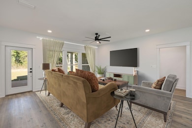 8-web-or-mls-Living Room VS