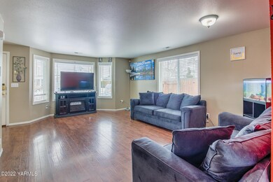 505 Mount Adams St, Moxee, WA 98936 - photo 3