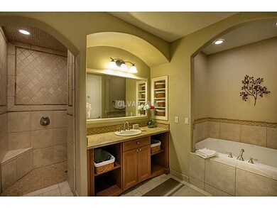 Master Bath/Spa.