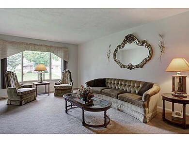 4296 Glenmawr Ave, Columbus, OH 43224 - photo 3