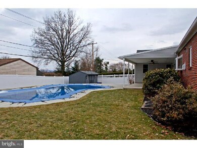 1022 Whitner Rd, Reading, PA 19605 - photo 4