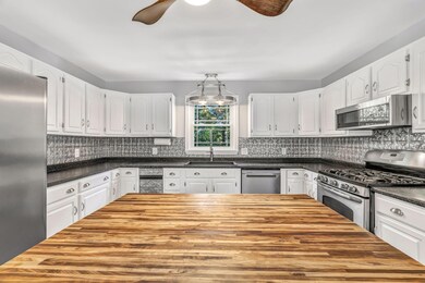 212 Vickery Rd, Auburn, ME 04210 - photo 4