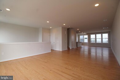 13336 Arrowbrook Centre Dr, Herndon, VA 20171 - photo 7