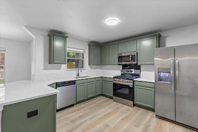 5940 Silver Screen Dr, Austin, TX 78747 - photo 2