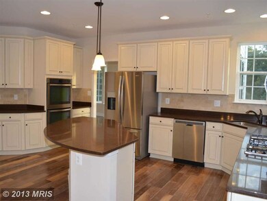 8424 Orndorff Way, Laurel, MD 20723 - photo 7