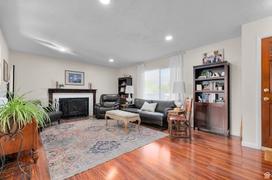 12658 Old Fort Cir, Riverton, UT 84065 - photo 6