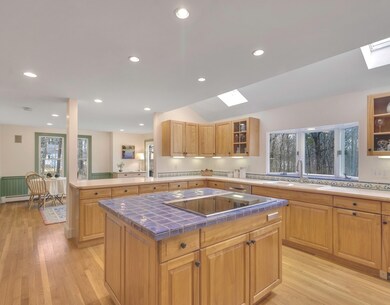 78 Codman Rd, Lincoln, MA 01773 - photo 6