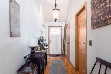 Welcome to 1021 Rowland Avenue!