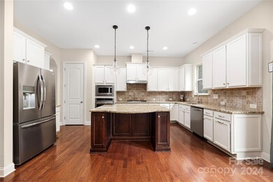 1527 Green Leaf Ln, Denver, NC 28037 - photo 6