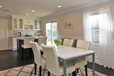Dining Rm