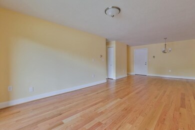 2 Greenbriar Dr unit 206, North Reading, MA 01864 - photo 5