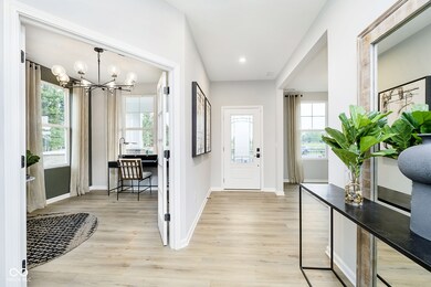 906 Rivendell Dr, Avon, IN 46123 - photo 2