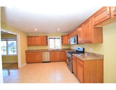 110 Meadow Ln unit 110, Randolph, MA 02368 - photo 3