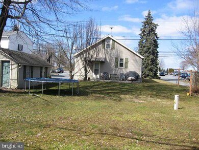 38 E Main St, Leola, PA 17540 - photo 4