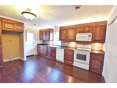 5618 Sara Kay Dr, North Chesterfield, VA 23237 - photo 3