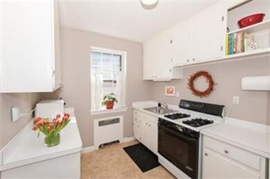 1490 Beacon St unit 3, Brookline, MA 02446 - photo 6