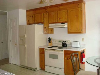 1806 New Lincoln Cir, Hopewell, VA 23860 - photo 3